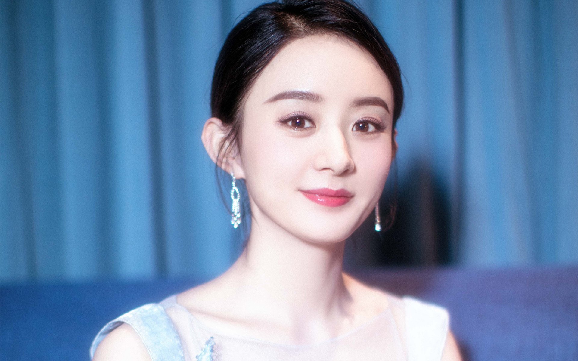 传统花样游泳表演,水中舞蹈的艺术魅力,花式游泳水上动作有哪些